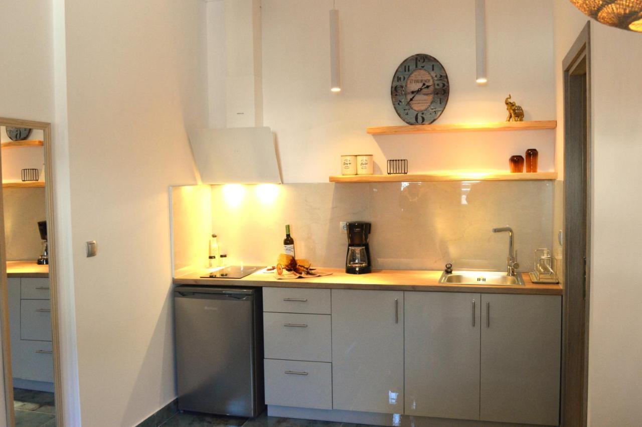 Golden Mile Studio-apartment * Ipsos