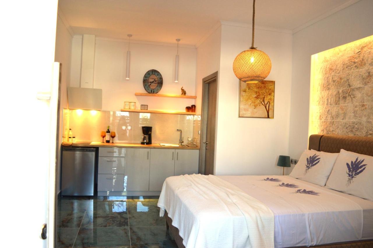 Golden Mile Studio-apartment *